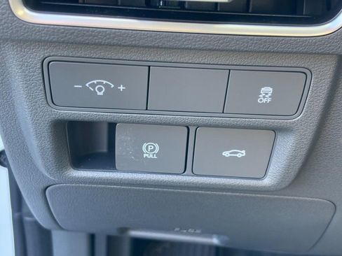 Used 2026 Hyundai Sonata SEL FWD image 11