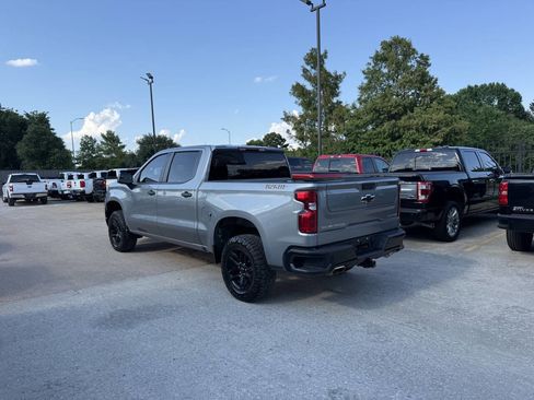 Used 2023 Chevrolet Silverado 1500 Custom Trail Boss AWD/4WD image 4