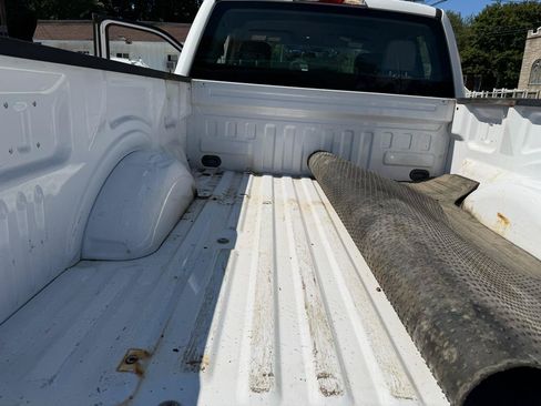Used 2017 Ford F150 XL w/ Equipment Group 101A Mid AWD/4WD image 28