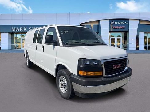 New 2025 GMC Savana 2500 Extended w/ Driver Convenience Package image 4