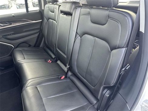 Used 2022 Jeep Grand Cherokee Limited 4xe w/ Luxury Tech Group II image 28