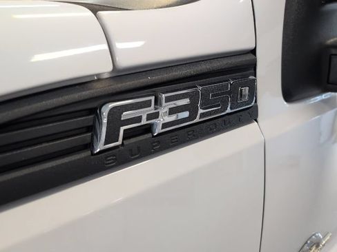 Used 2015 Ford F350 XL w/ XL Value Package AWD/4WD image 8