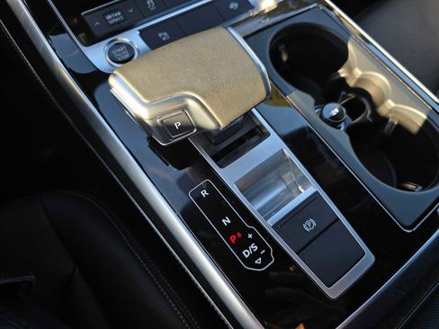 Certified 2025 Audi Q7 2.0T Premium Plus w/ Premium Plus Package image 37