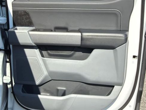 Used 2022 Ford F150 XLT w/ Equipment Group 302A High image 15