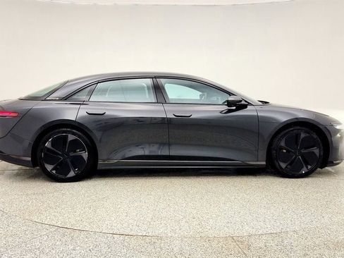 Used 2024 Lucid Air Touring image 4