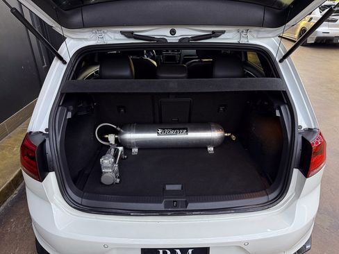 Used 2016 Volkswagen Golf R DCC & Navigation 4Motion image 29