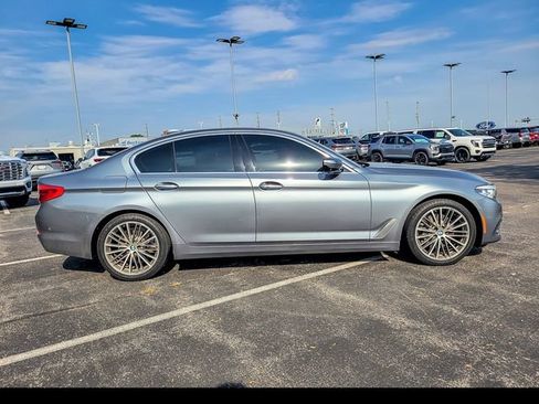 Used 2018 BMW 530i xDrive AWD/4WD image 13