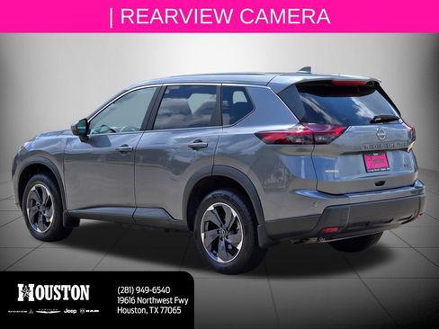 Used 2024 Nissan Rogue SV FWD image 6