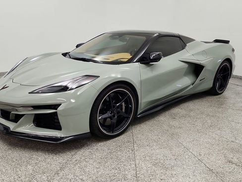 Used 2024 Chevrolet Corvette E-Ray w/ Stealth Interior Trim Package AWD/4WD image 54