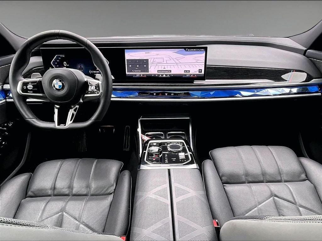 Used 2026 BMW 740i xDrive AWD/4WD image 21