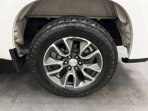 Used 2019 Chevrolet Silverado 1500 LT w/ All-Star Edition image 11