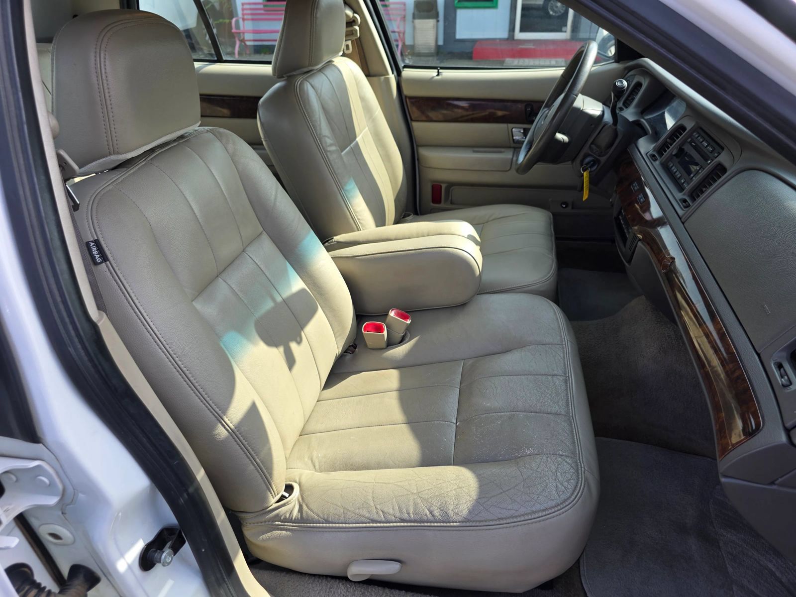 Used 2010 Mercury Grand Marquis LS RWD image 11