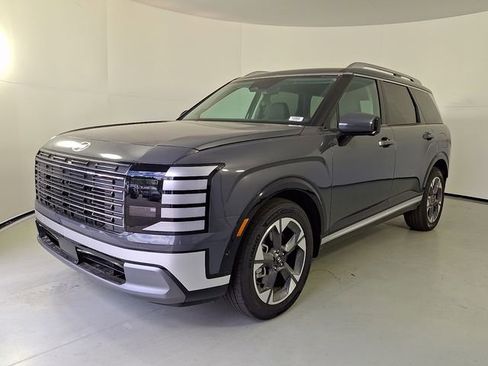 New 2026 Hyundai Palisade Limited FWD image 3