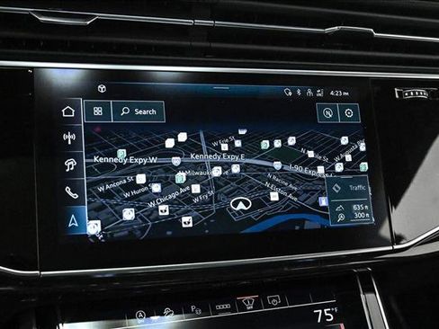 Certified 2025 Audi Q8 Prestige image 13