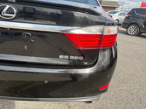 Used 2015 Lexus ES 350 w/ Luxury Package FWD image 10