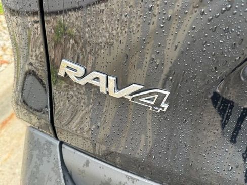 Certified 2025 Toyota RAV4 XLE image 40