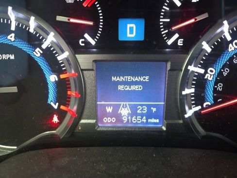 Used 2019 Toyota 4Runner TRD Off-Road image 41