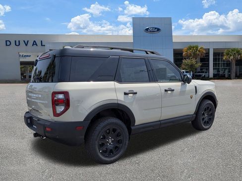 New 2025 Ford Bronco Sport Badlands image 46