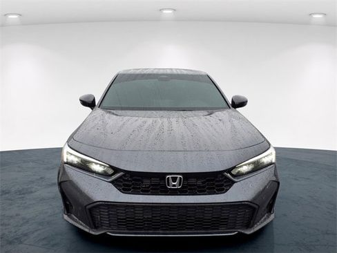 Used 2025 Honda Civic Sport image 3