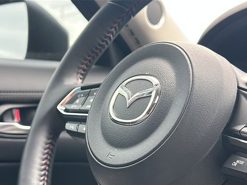 Used 2025 MAZDA CX-5 Carbon Edition image 23