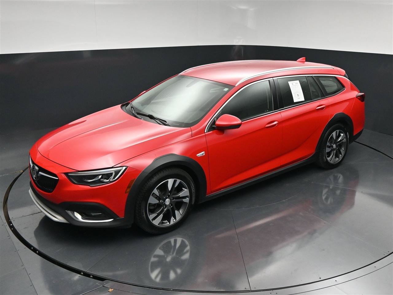 Used 2018 Buick Regal Preferred w/ Sights and Sounds Package AWD/4WD image 20