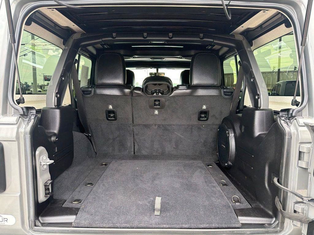 Used 2019 Jeep Wrangler Unlimited Rubicon AWD/4WD image 10