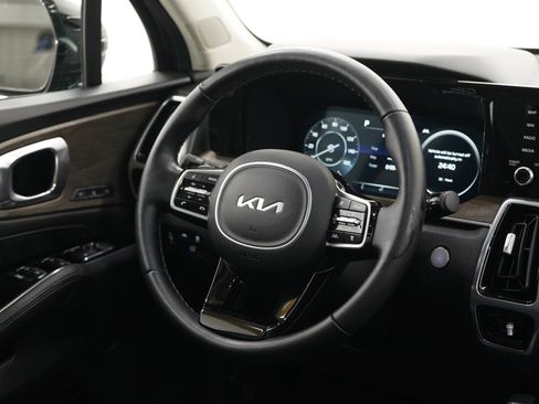 Used 2023 Kia Sorento SX Prestige AWD/4WD image 15