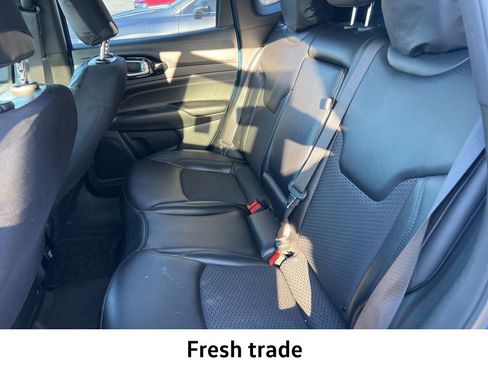 Certified 2022 Jeep Compass Altitude w/ Sun and Sound Group image 5