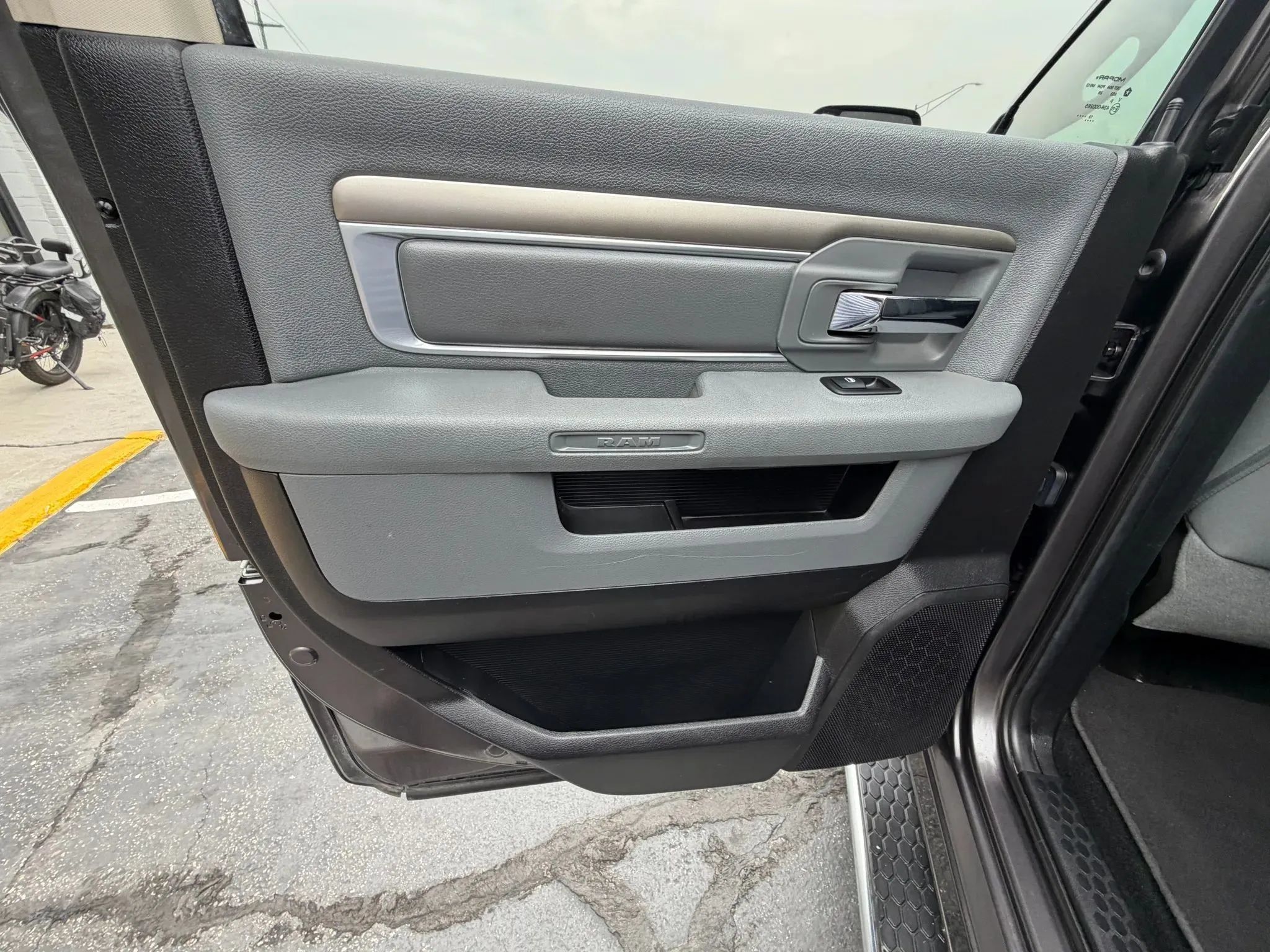 Used 2014 RAM 1500 Classic SLT w/ Trailer Tow Group AWD/4WD image 18