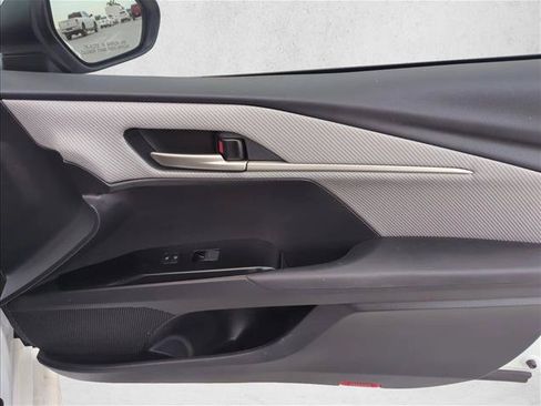 Certified 2025 Toyota Camry SE FWD image 29