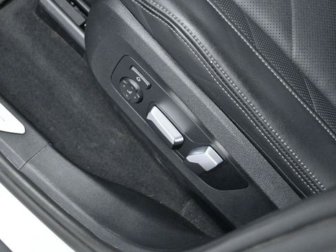 Used 2024 BMW X5 xDrive40i w/ Premium Package image 15