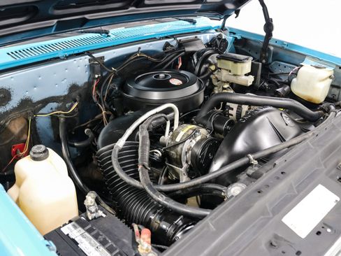 Used 1990 Chevrolet Blazer image 22