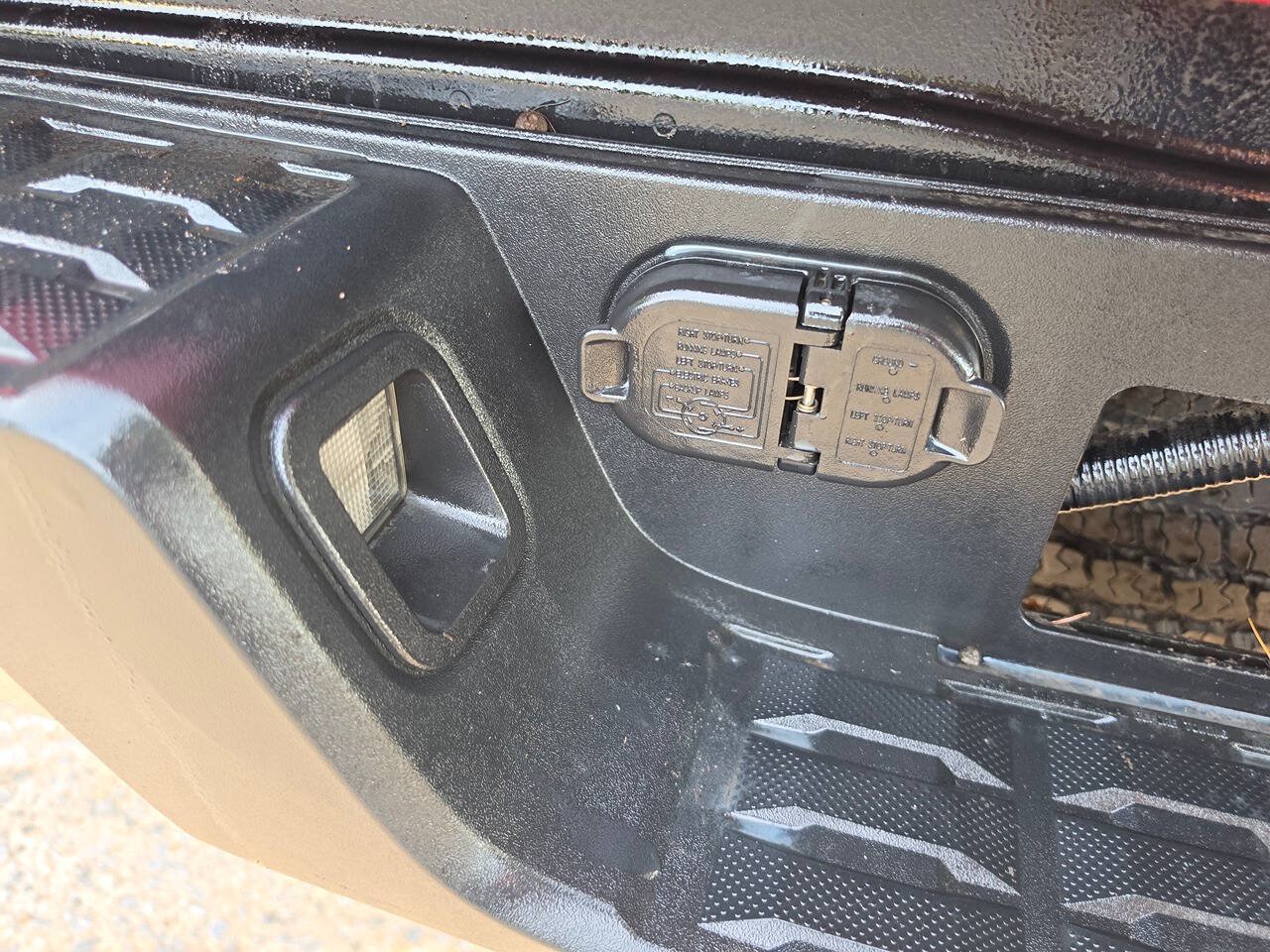 Used 2019 Toyota Tacoma TRD Off-Road AWD/4WD image 48