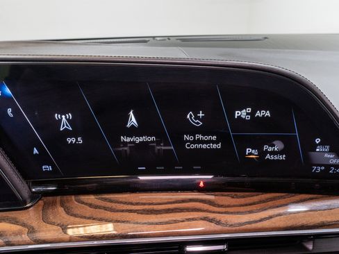 Used 2021 Cadillac Escalade ESV Sport Platinum AWD/4WD image 22