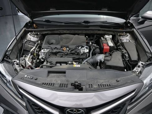 Used 2024 Toyota Camry SE AWD/4WD image 16