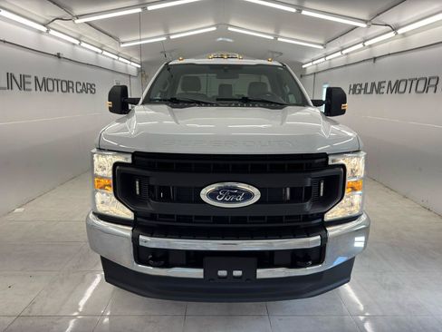 Used 2020 Ford F250 XL w/ Power Equipment Group AWD/4WD image 2
