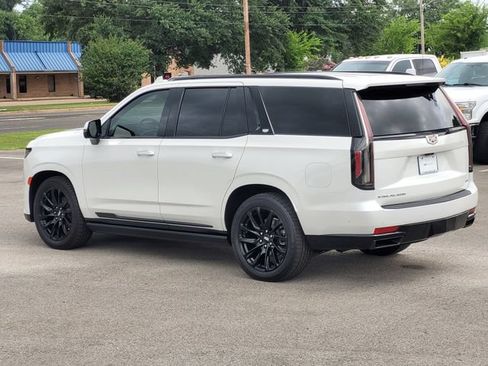 Used 2024 Cadillac Escalade Sport w/ Touring Package AWD/4WD image 6