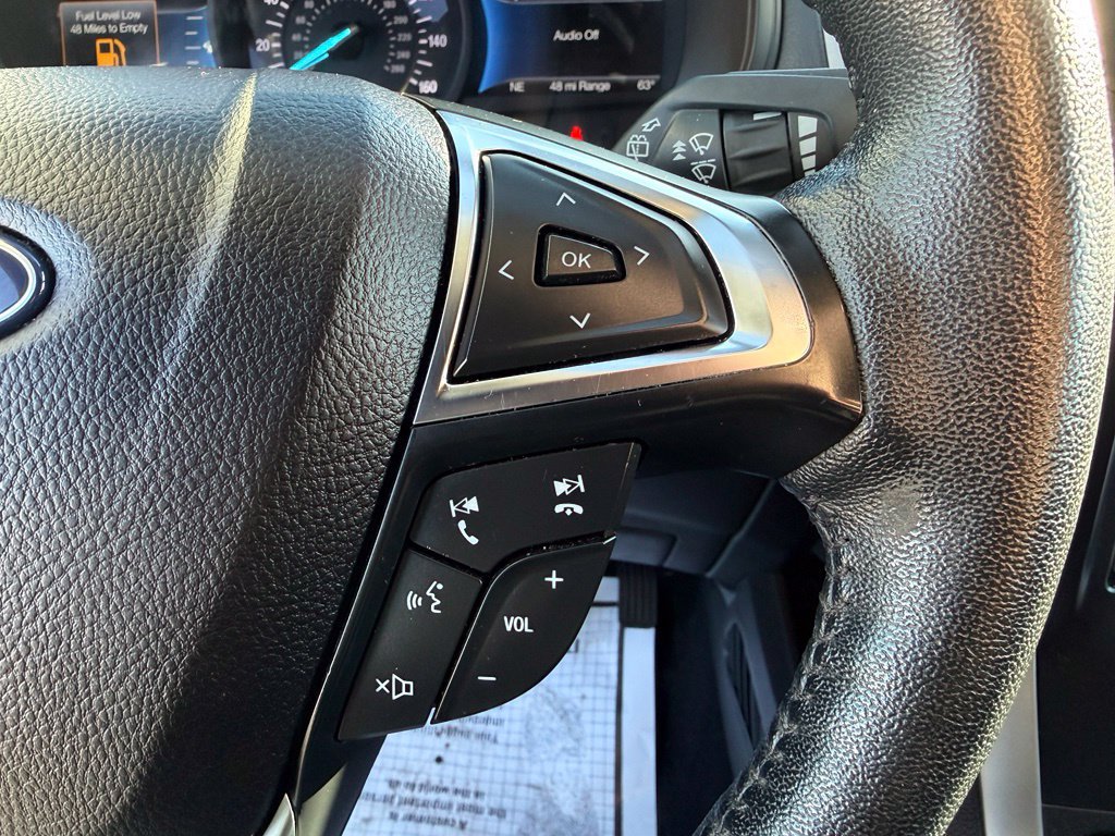 Used 2023 Ford Edge SEL AWD/4WD image 7