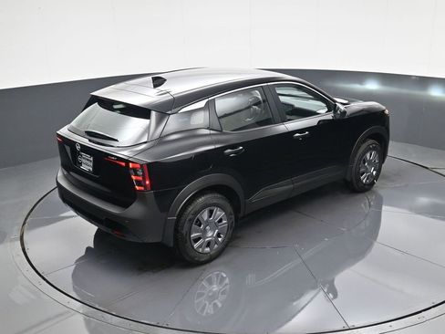 New 2026 Nissan Kicks S image 29