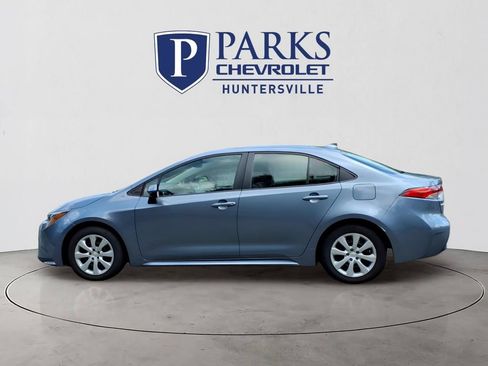 Used 2024 Toyota Corolla LE FWD image 27