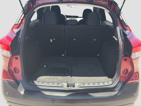 Used 2020 Nissan Kicks SV FWD image 24