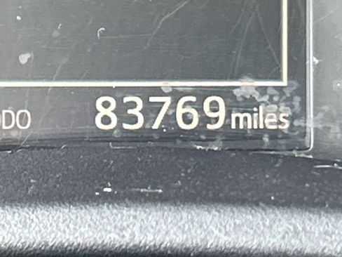 Used 2019 Toyota Corolla XLE w/ Carpet Mat Package (TMS) image 8