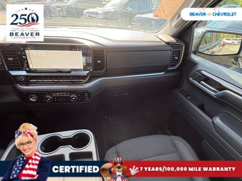 Used 2023 Chevrolet Silverado 1500 LT AWD/4WD image 17