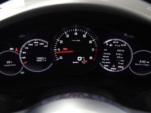 Used 2022 Porsche Cayenne Platinum Edition w/ Premium Package Plus AWD/4WD image 21