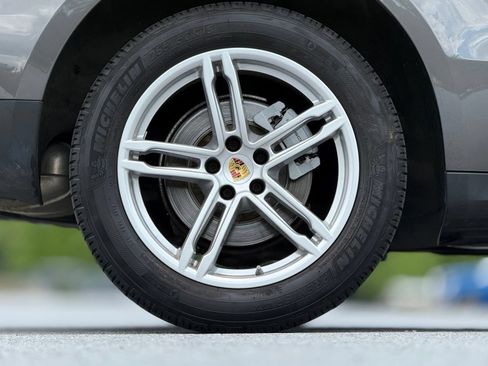 Used 2018 Porsche Macan S AWD/4WD image 20