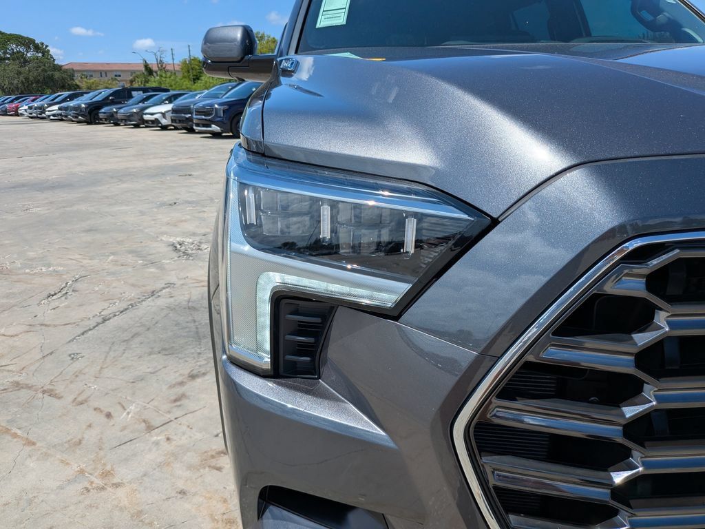Used 2025 Toyota Sequoia Platinum AWD/4WD image 10