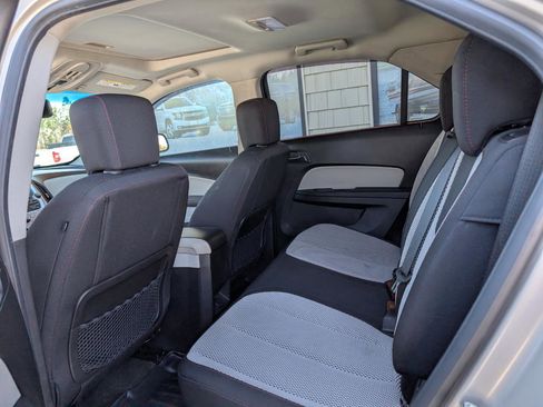 Used 2011 Chevrolet Equinox LT w/ Driver Convenience Package image 18