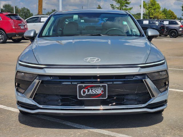 Used 2024 Hyundai Sonata SEL FWD image 2