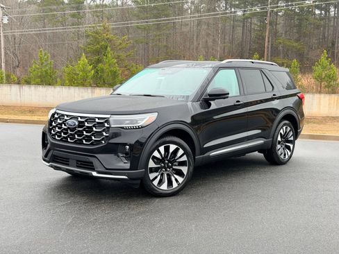 New 2026 Ford Explorer Platinum w/ LUX Leather Package AWD/4WD image 3