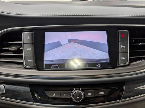 Used 2020 Buick Enclave Premium w/ Sun and Sites Package AWD/4WD image 28